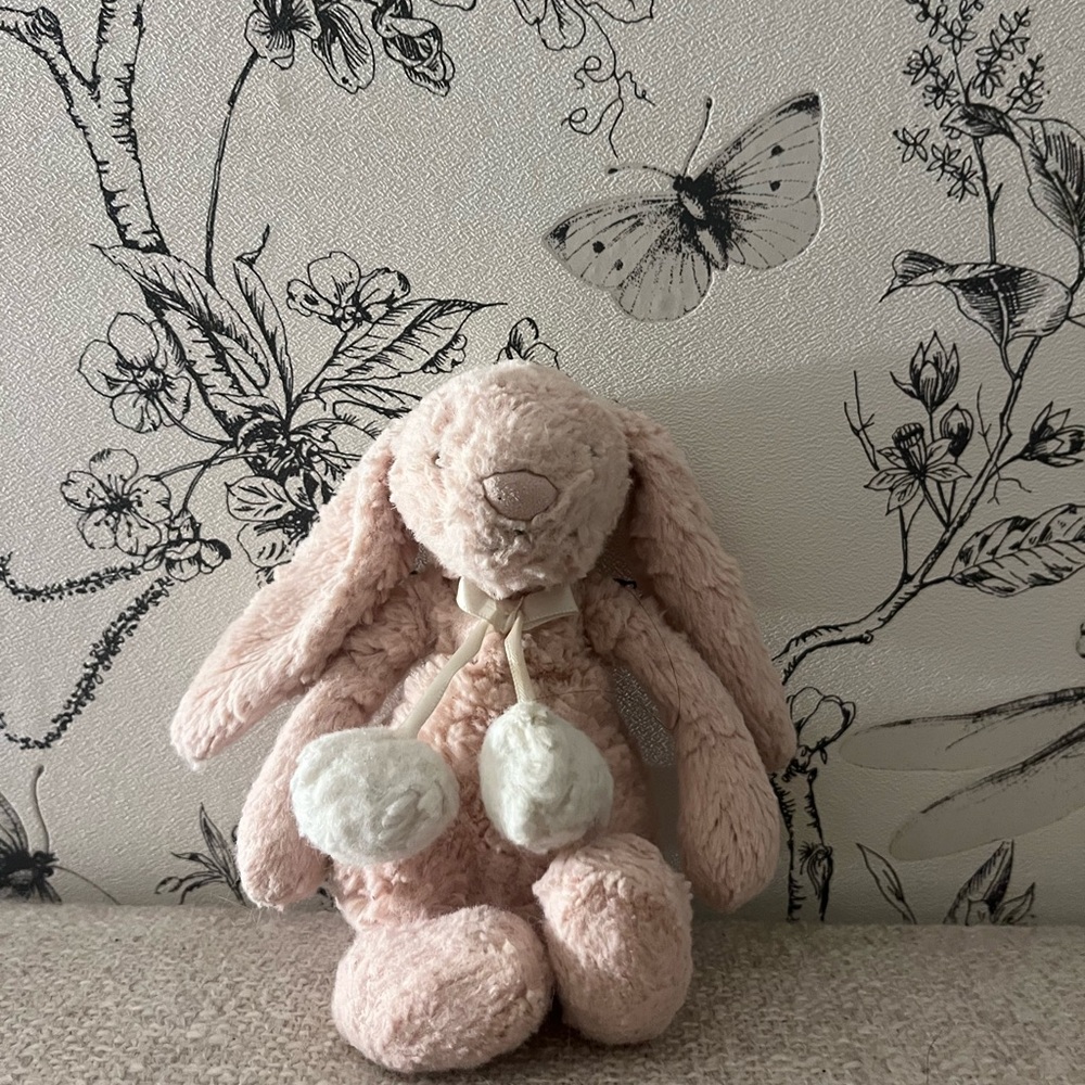 Jellycat snow bunny